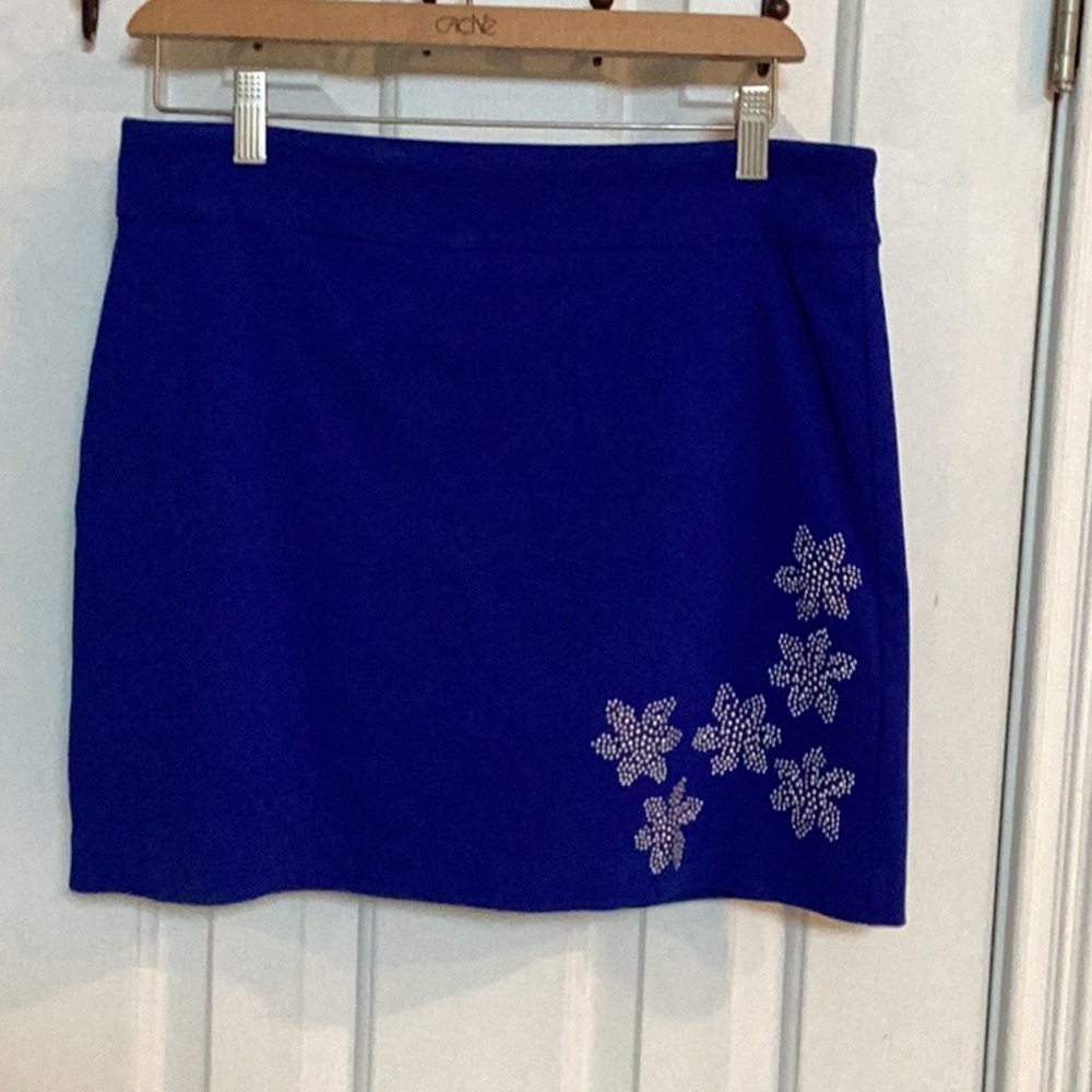 Attyre New York Cobalt Blue Skort w/ Embellished Silver Stud Flowers